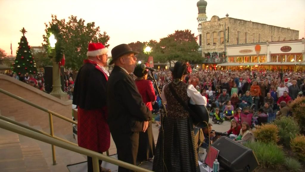 kicks off holiday season with festival of lights