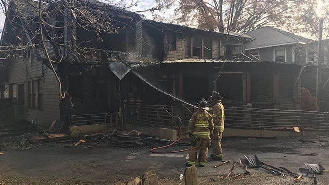 Veterinary Hospital Goes Up in Flames on Thanksgiving