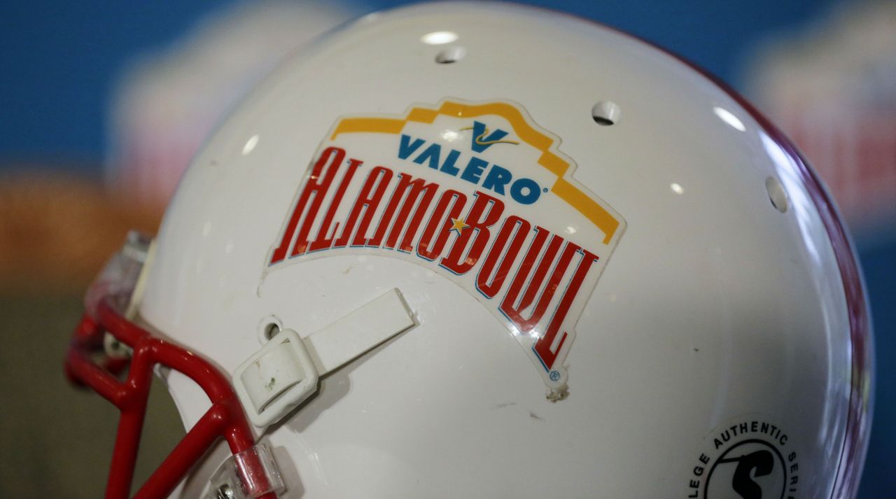 Valero Alamo Bowl helmet (AP Image)