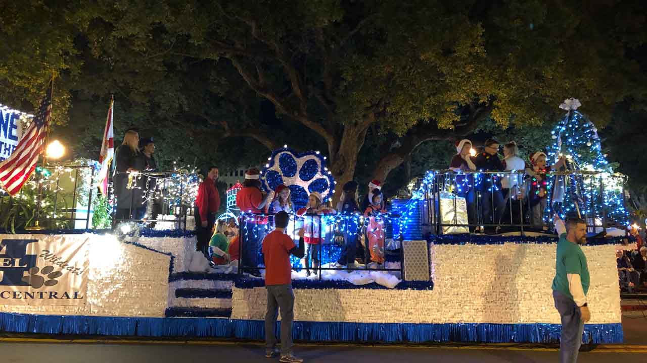 One of the floats in the 39th Annual Lakeland Christmas Parade, Thursday, Dec. 5, 2019. (Laurie Davison/Spectrum Bay News 9)
