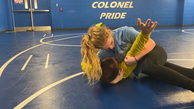 8th grade girl takes the wrestling world by storm - Vimarsana News