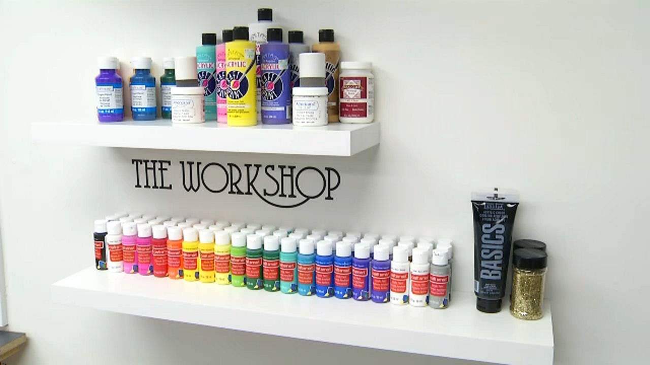 New DoItYourself Art Studio Opens in Greece