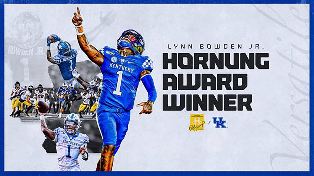 Lynn Bowden Jr. Wins Hornung Award