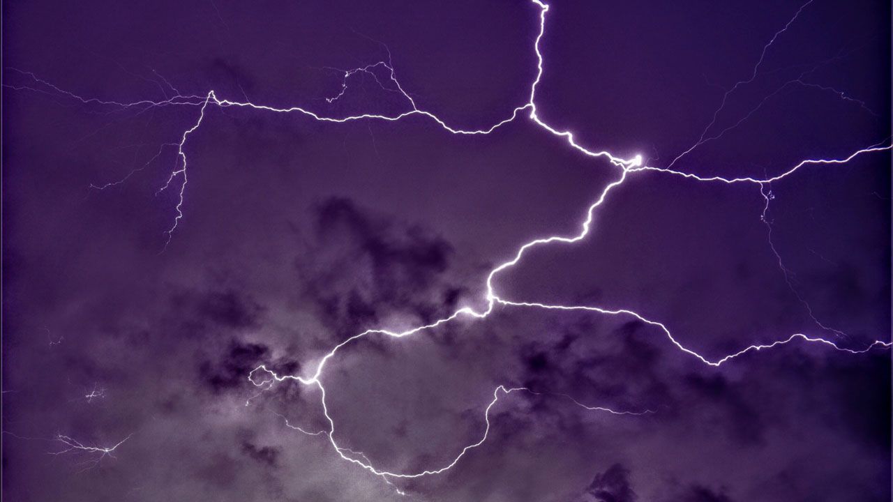 The complicated truth about heat lightning