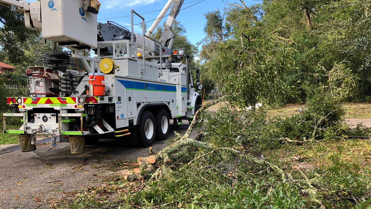 FPL in a Flagler Beach neighborhood, after a storm caused damage early Saturday morning. (Dan Messineo, Spectrum News)