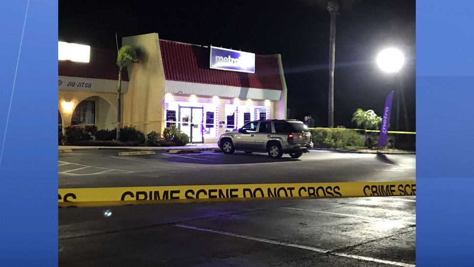 Pasco County deputies are searching for two suspects wanted in a brutal stabbing at a Metro PCS store in New Port Richey Tuesday night. (