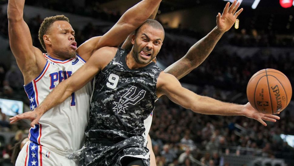 San Antonio Spurs' Tony Parker and 76ers' Justin Anderson 