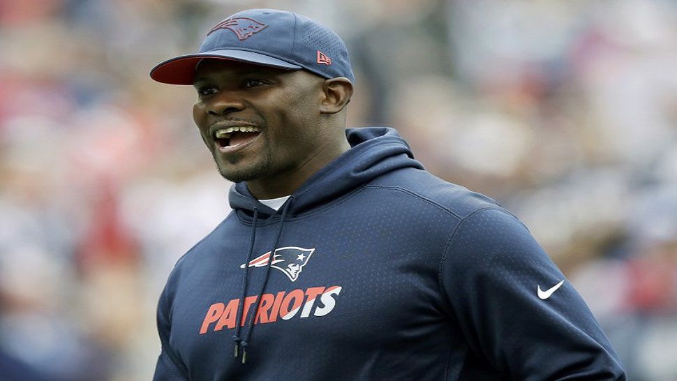 In this 2018 file photo, Brian Flores prepares for a game as the Patriots linebackers coach.  He's expected to be announced as the Miami Dolphins' new head coach soon.  (AP File Photo/Charles Krupa)
