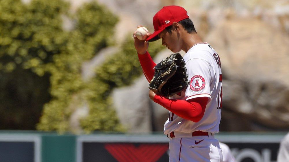 Los Angeles Angels pitcher Shohei Ohtani, of Japan, gets set to pitch during the second inning of a baseball game against the Houston Astros Sunday, Aug. 2, 2020, in Anaheim, Calif. (AP Photo/Mark J. Terrill)