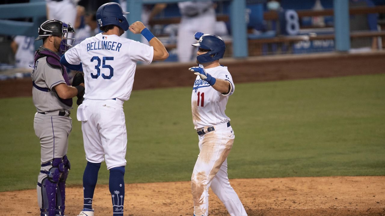 Dodgers have a big ol' Cody Bellinger problem as they try to catch