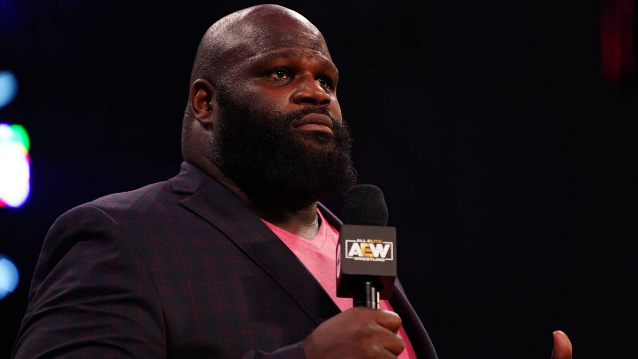 Mark Henry in an AEW ring (AEW)