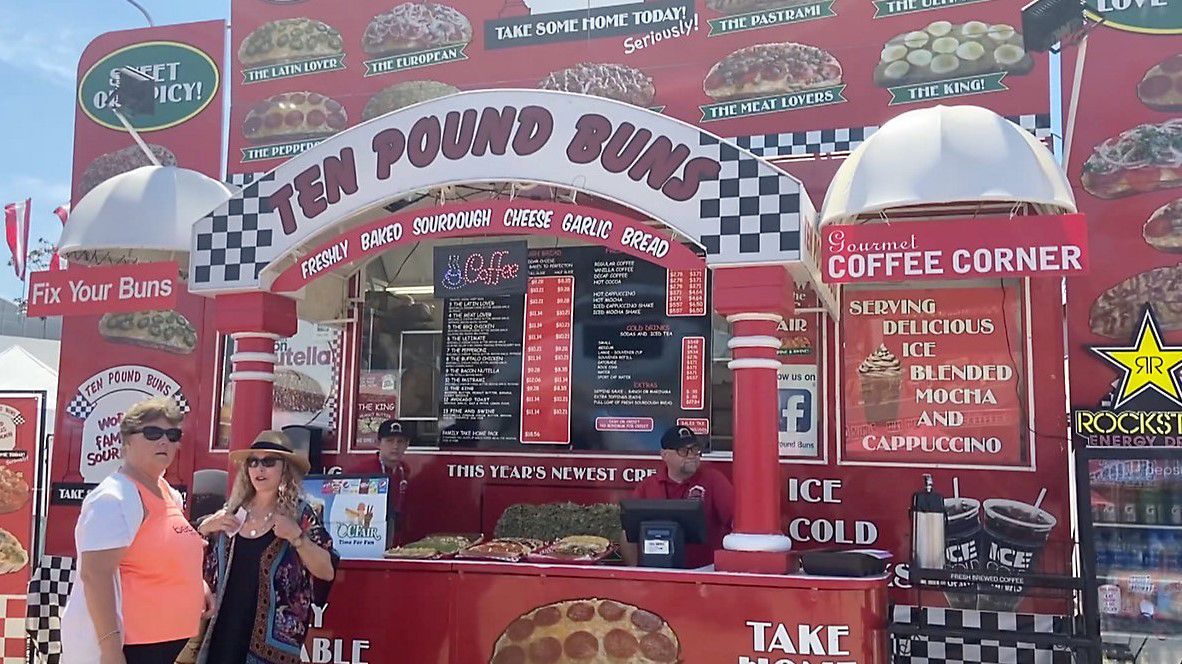 Ten Pound Bun stand
