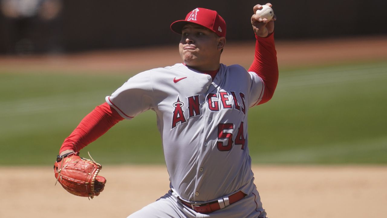 Los Angeles Angels' Jose Suarez pitches against the Oakland Athletics during the fifth inning of a baseball game in Oakland, Calif., Sunday, May 30, 2021. (AP Photo/Jeff Chiu)