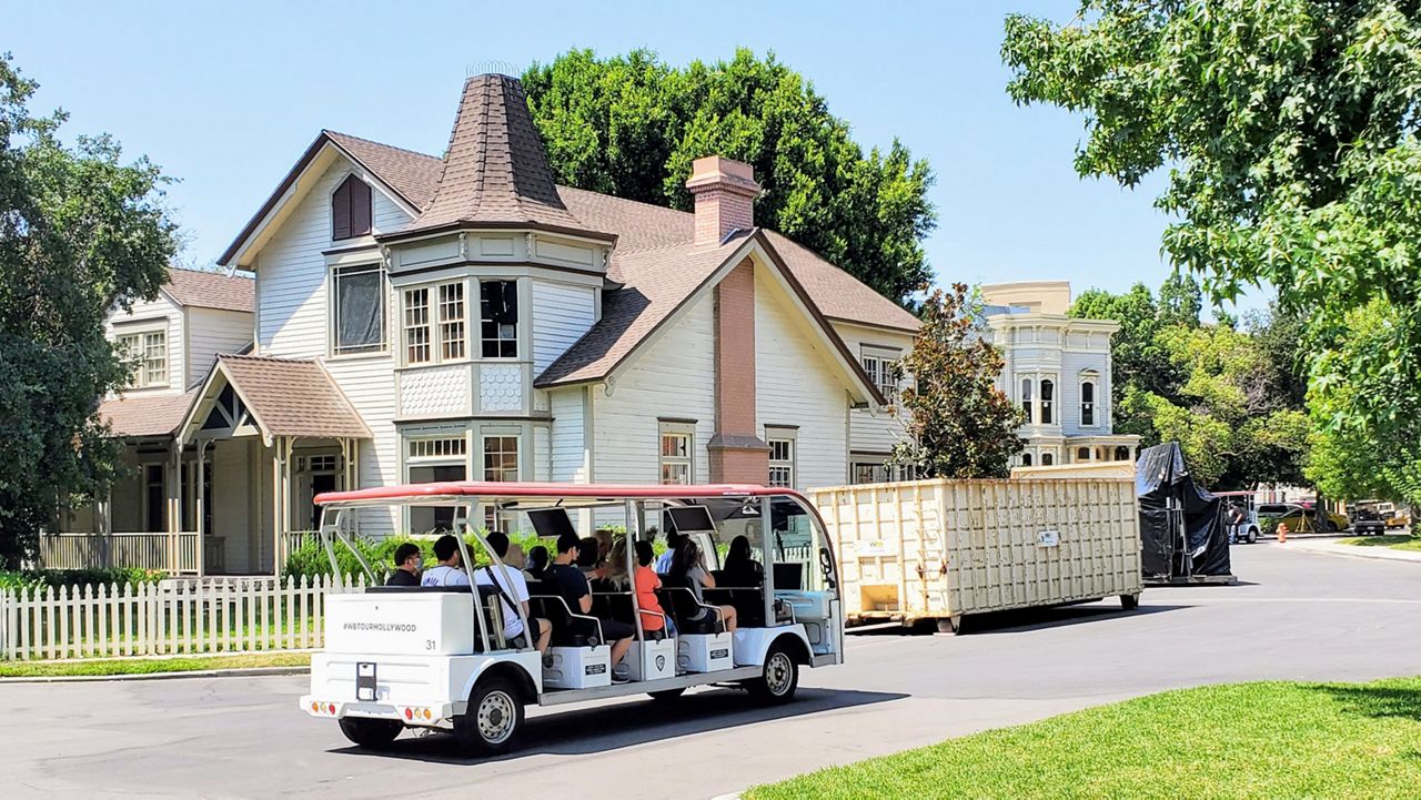 full house studio tour