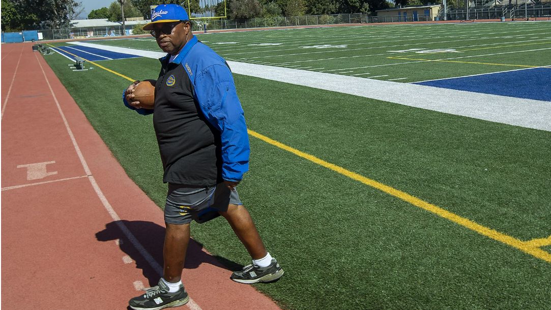 Local Legend: Eric Yarber- Crenshaw High School alum and LA Rams WR coach - Los  Angeles Standard Newspaper