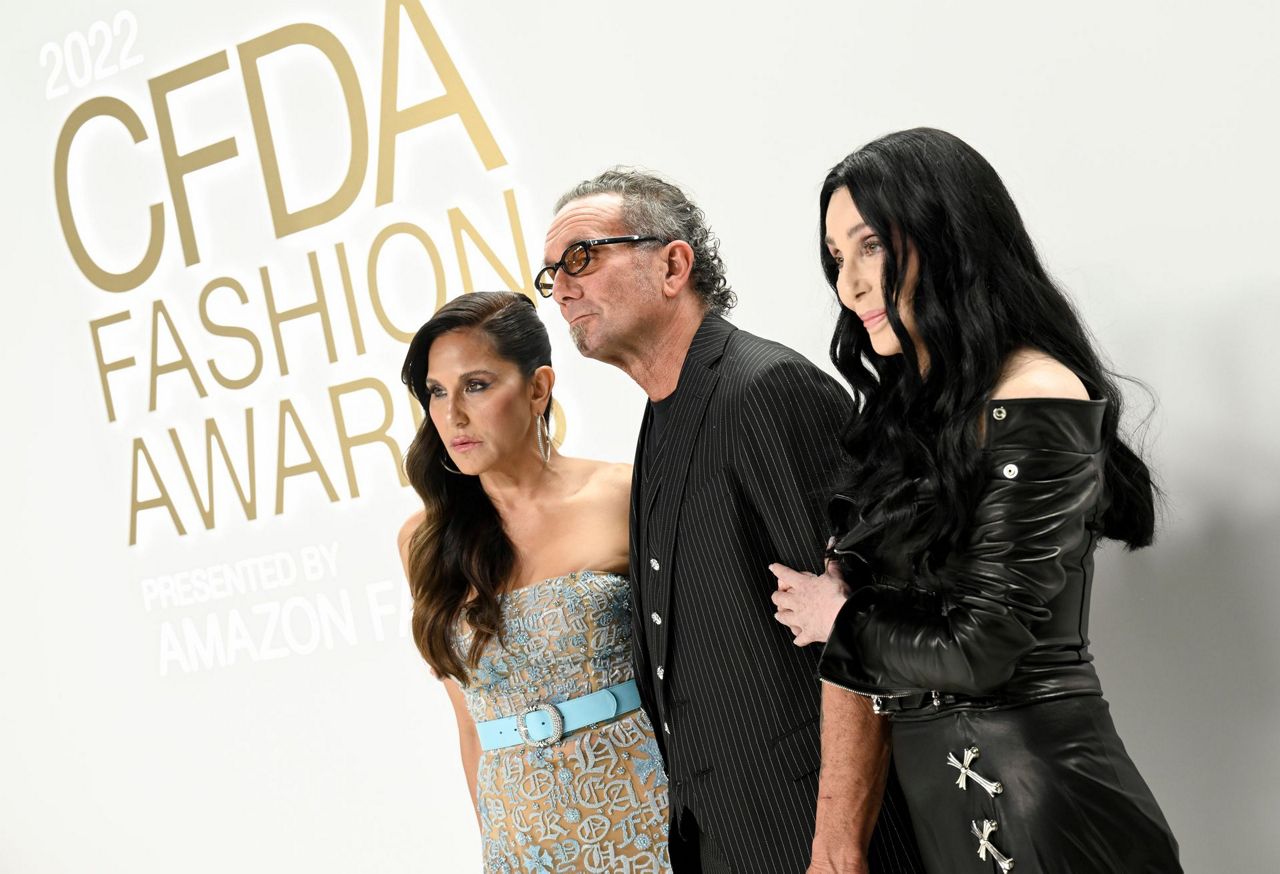 Kim Kardashian Honored At Cfda Awards Calls For Inclusivity