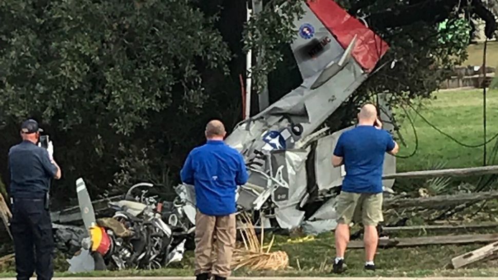 Plane Crashes in Horseshoe Bay