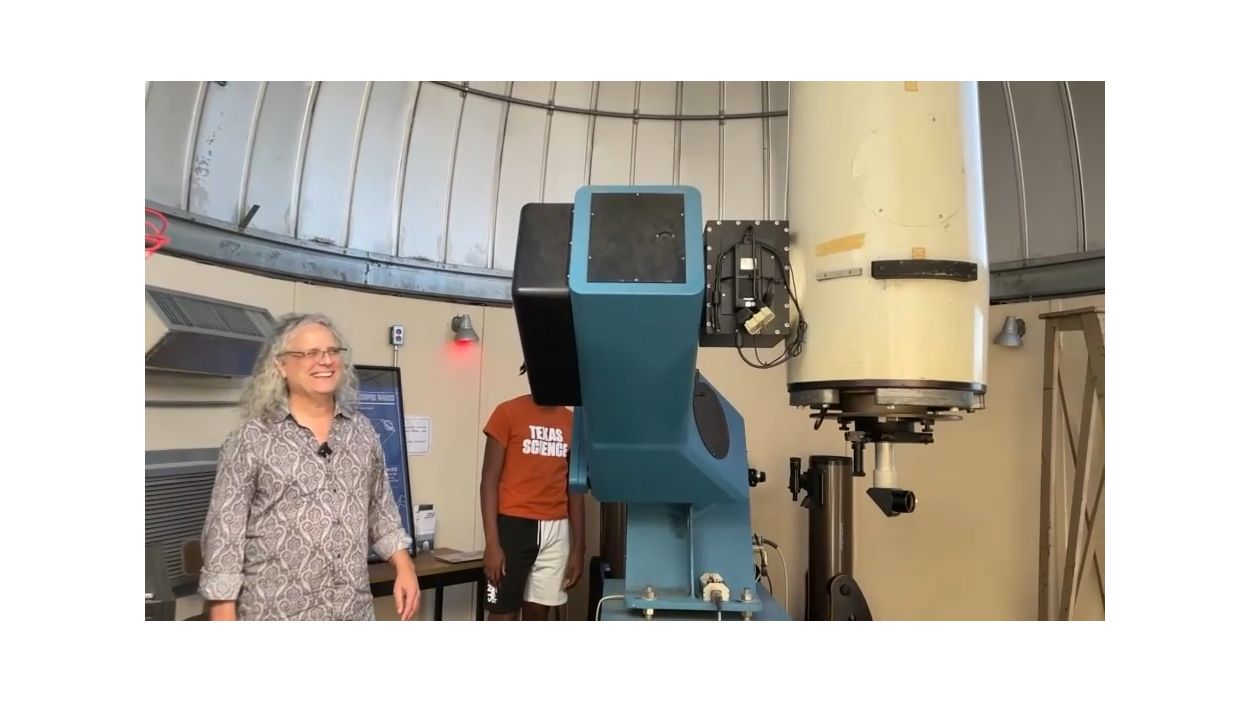 Texas astronomers shining a light on dark energy