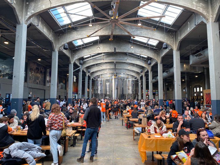 Rhinegeist took over a former brewery packing hall as its headquarters in 2013. (Spectrum News 1/Casey Weldon)