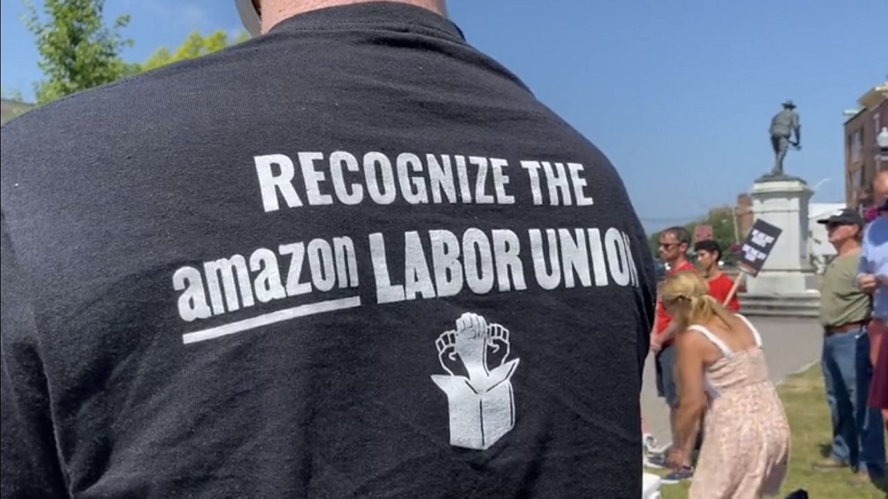 Albany Amazon warehouse workers form labor union