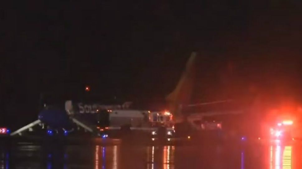 Dallas-bound flight makes emergency landing in Albuquerque