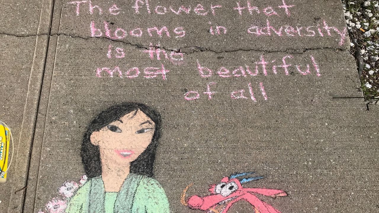 Teacher Uses Sidewalk Chalk To Bring Joy To Her Neighborhood