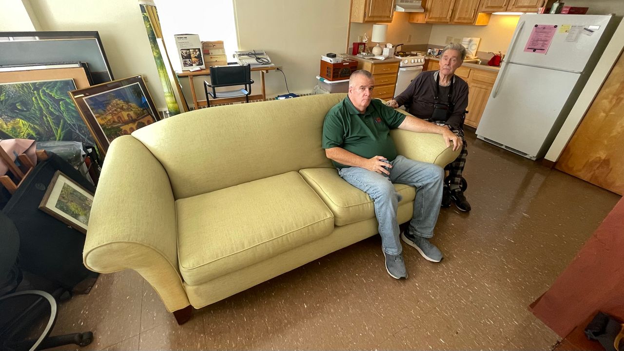 Project New Hope donates furniture to Worcester veteran