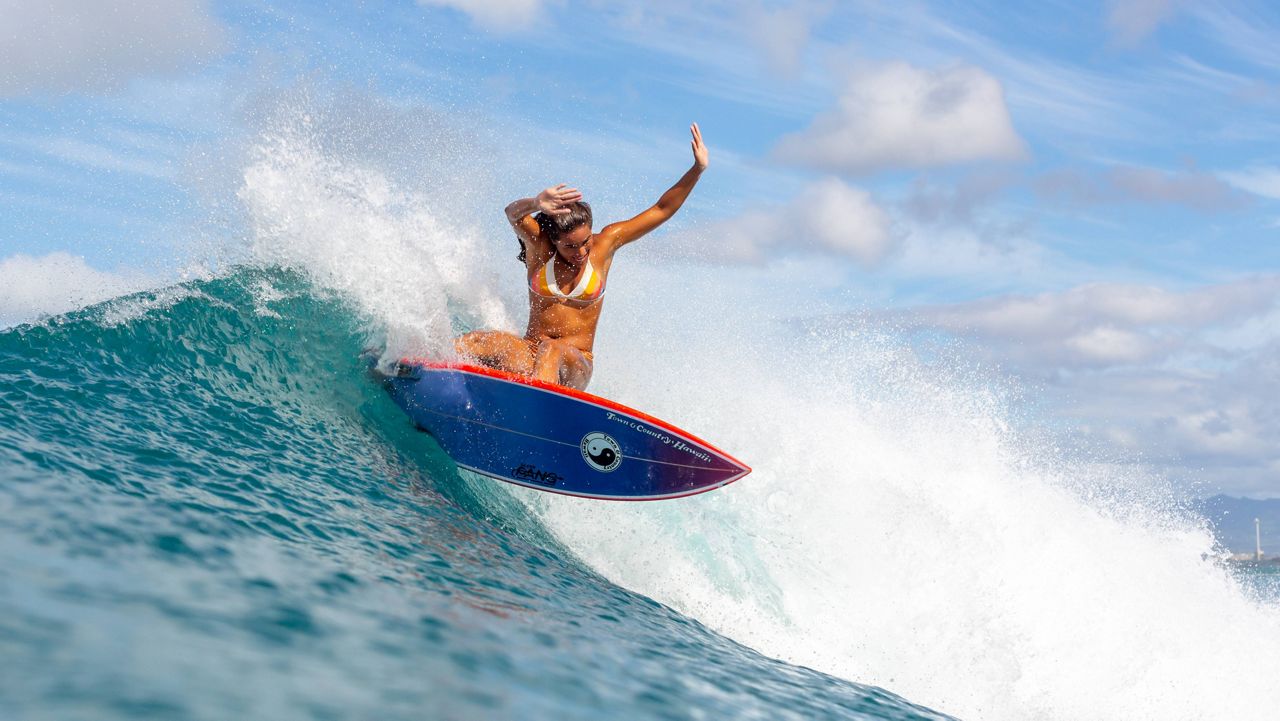 Surfing Ala Moana Bowl BIG Swell