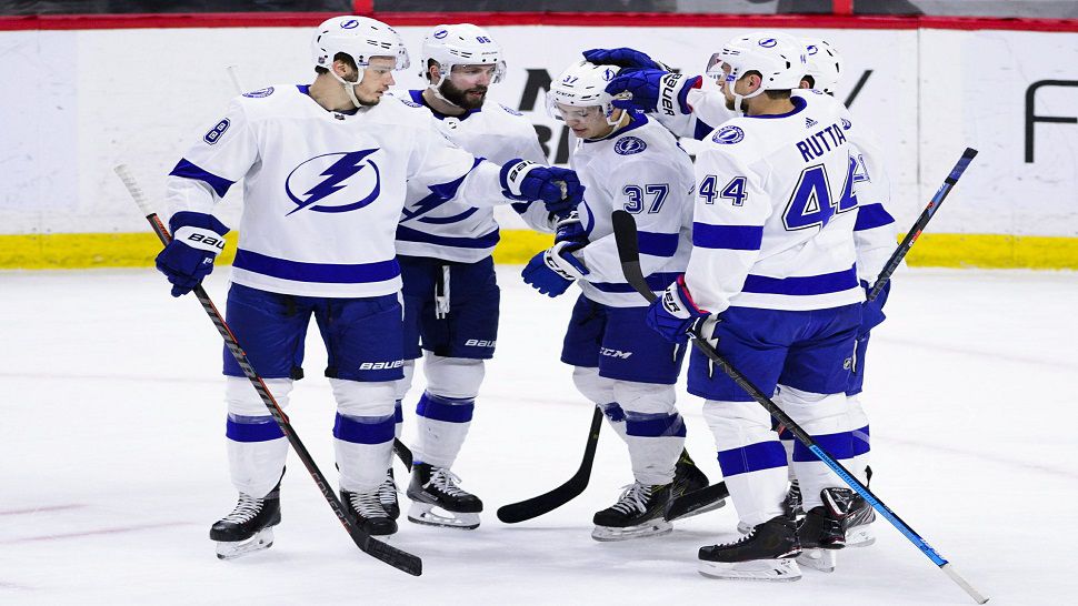 tampa bay lightning jersey history