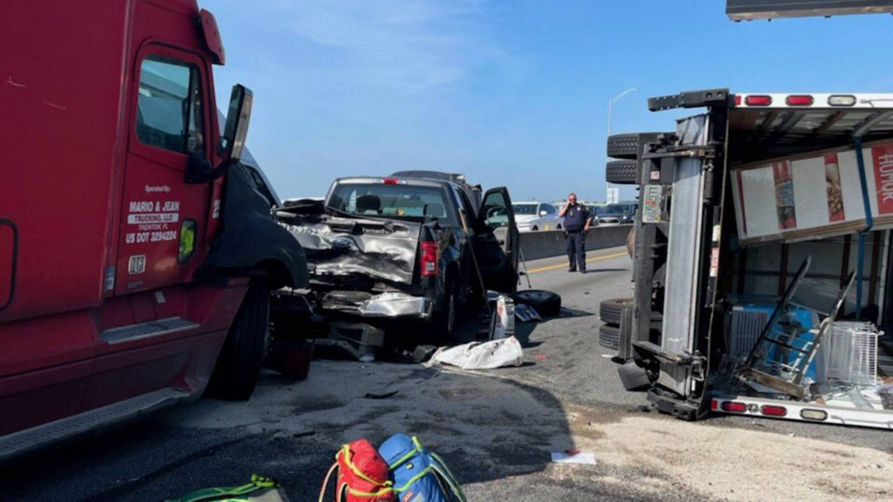 Here’s the scene from the westbound lanes of the Courtney Campbell.  All westbound lanes are closed at this time. (Photo from Clearwater Police Department Twitter)