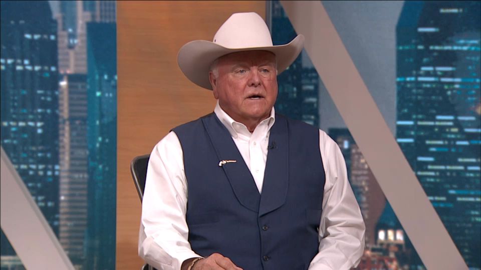 Texas Ag Commissioner Sid Miller addresses dress code