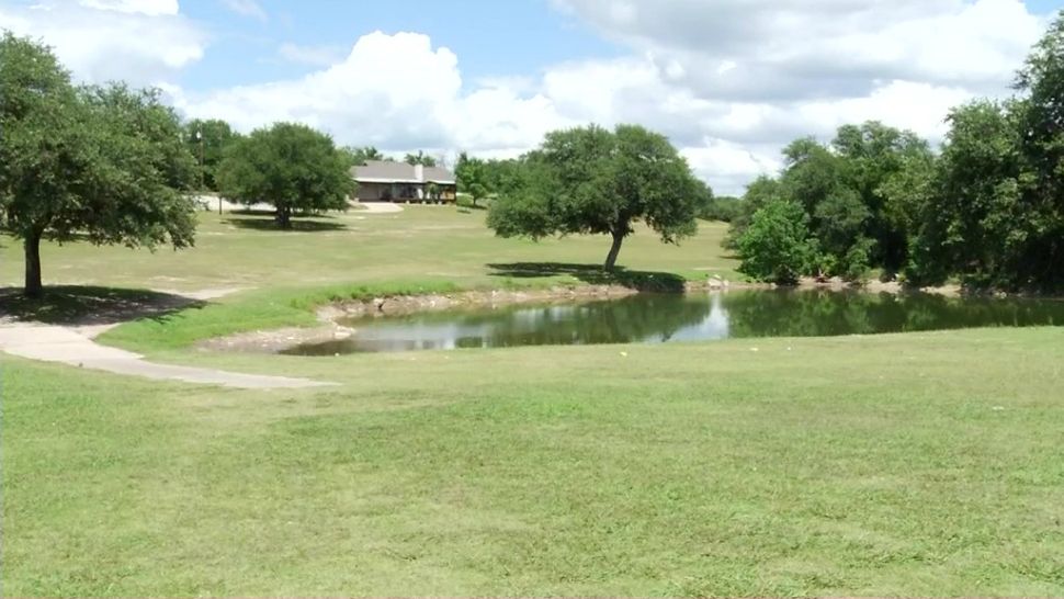 Willie Nelson's golf course is far from ordinary