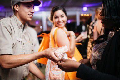 Honey Butter Chicken Biscuits delivered to 300 wedding guests. (Courtesy: Madison Richard Photography)