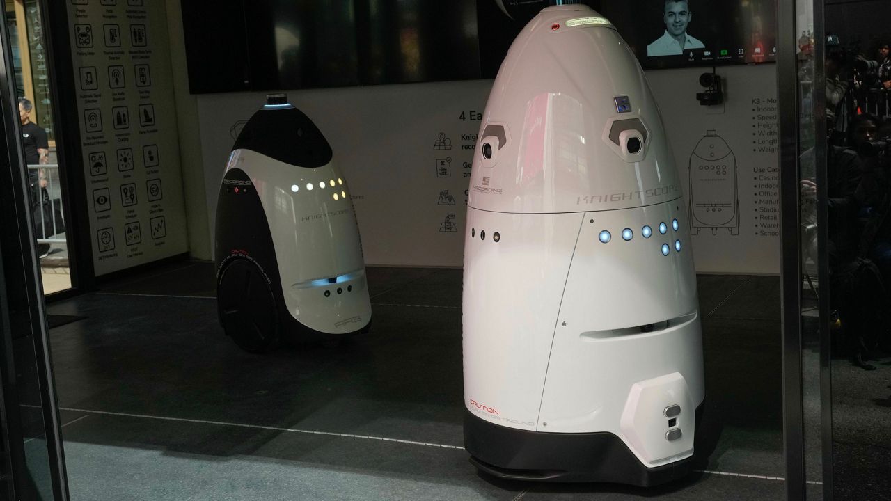 Robots de surveillance