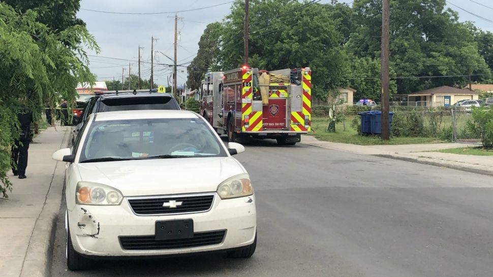 Scene of a shooting in East Side San Antonio. (Spectrum News photograph)