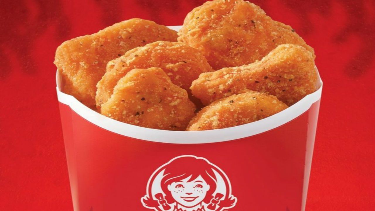 Wendy&#39;s is giving away free spicy chicken nuggets. 
