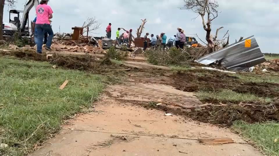 Cleanup efforts underway in tornadoravaged Matador, Texas