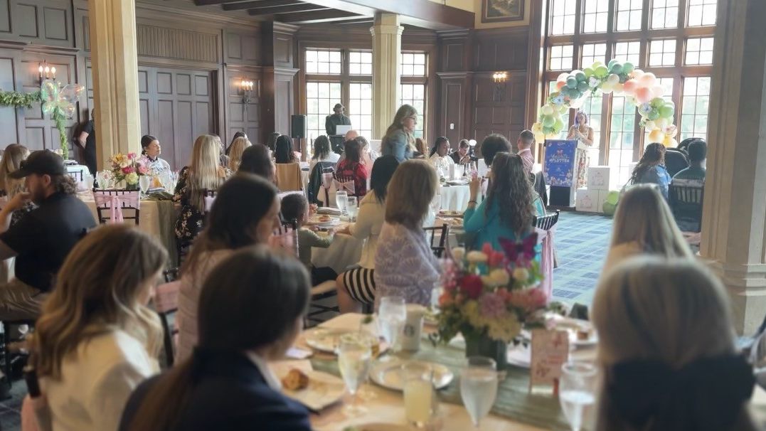 Expectant moms honored ahead of major golf week in North Carolina 