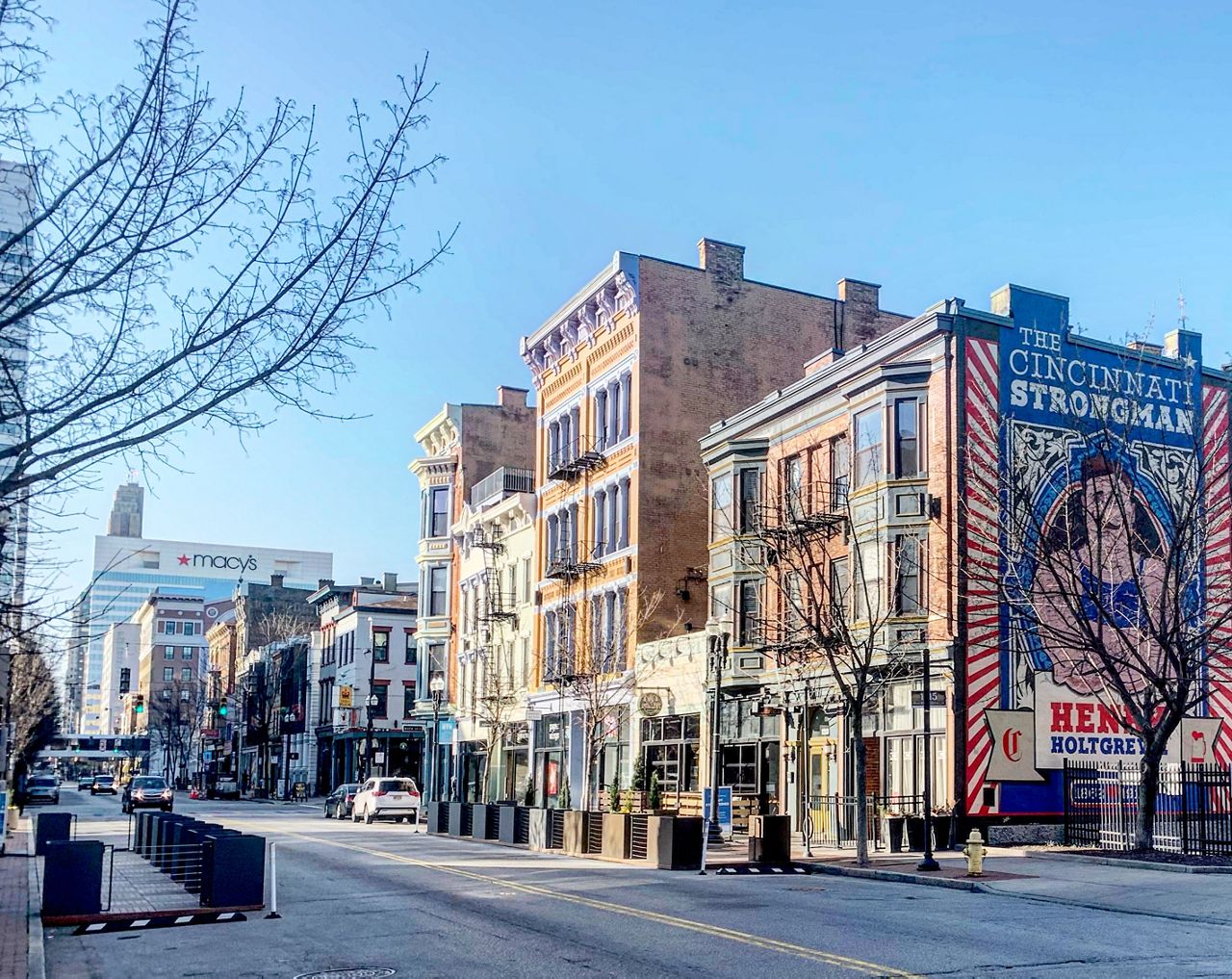 Streateries line Vine Street in OTR