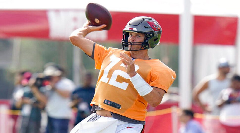 Brady, Tua in the spotlight at Bucs-Dolphins joint practices