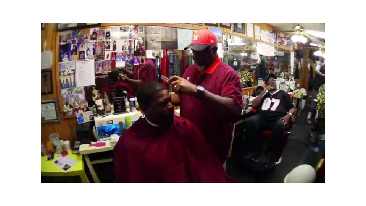 Houston barber shop open for business year after Harvey