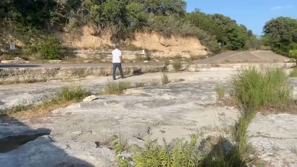 Edwards Aquifer reaches its lowest level in nearly a decade