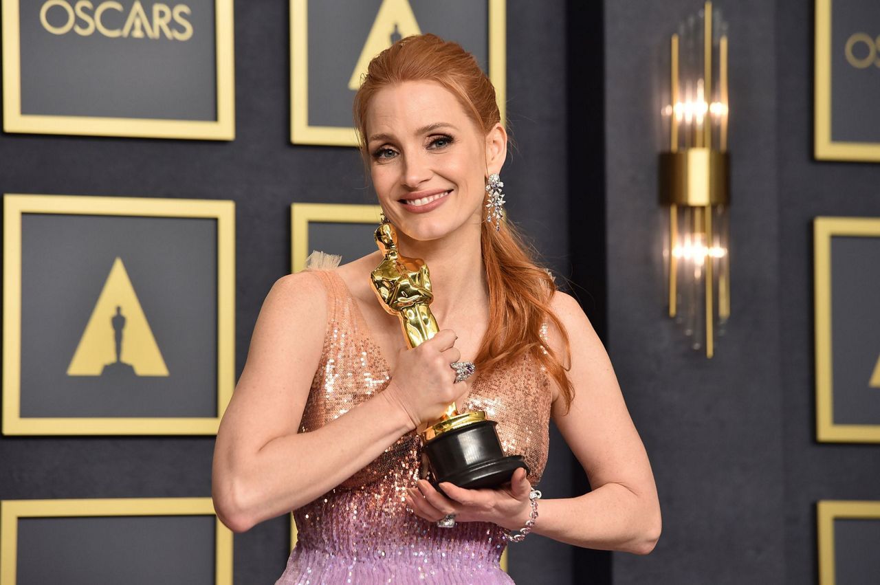 Jessica Chastain wins best actress Oscar for 'Tammy Faye'