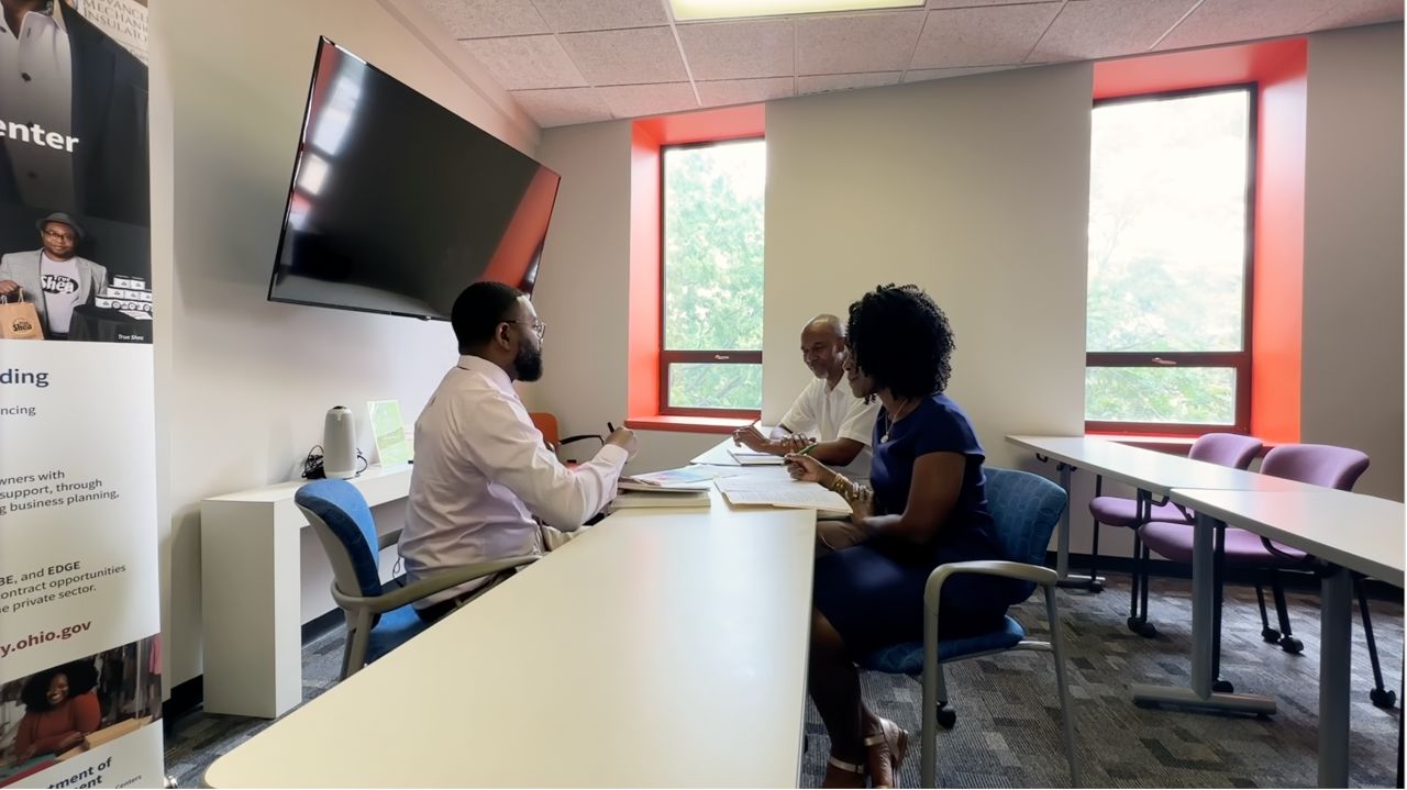 Cincinnati entrepreneurs turn to business programs for funding and support