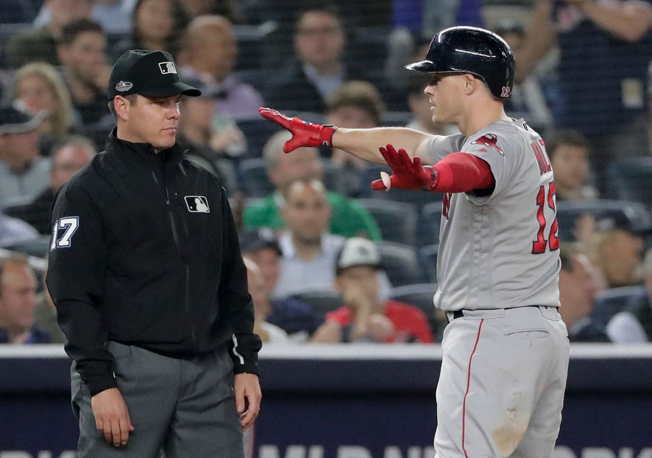 Holt 1st with postseason cycle, Red Sox rout Yankees 161