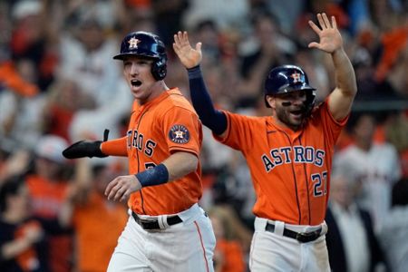 ASTROS WIN THE ALDS: Houston defeats Chicago 10-1 to advance to American  League Championship Series