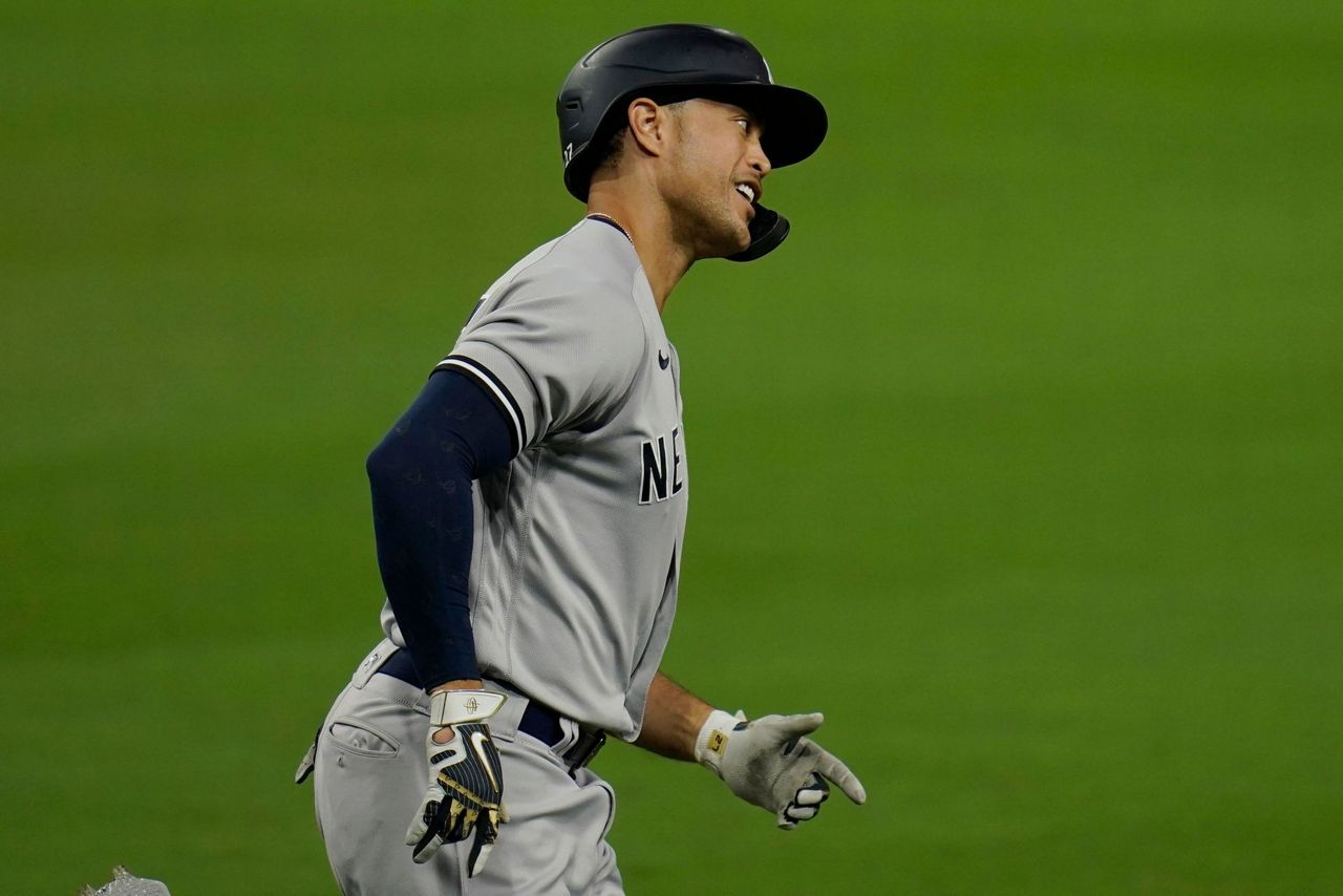 TO THE WAREHOUSE! Gleyber Torres hits building at Petco Park in ALDS Game 4  