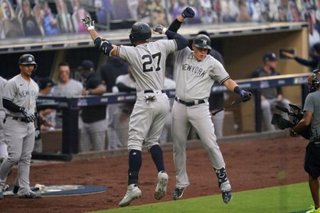 TO THE WAREHOUSE! Gleyber Torres hits building at Petco Park in ALDS Game 4  