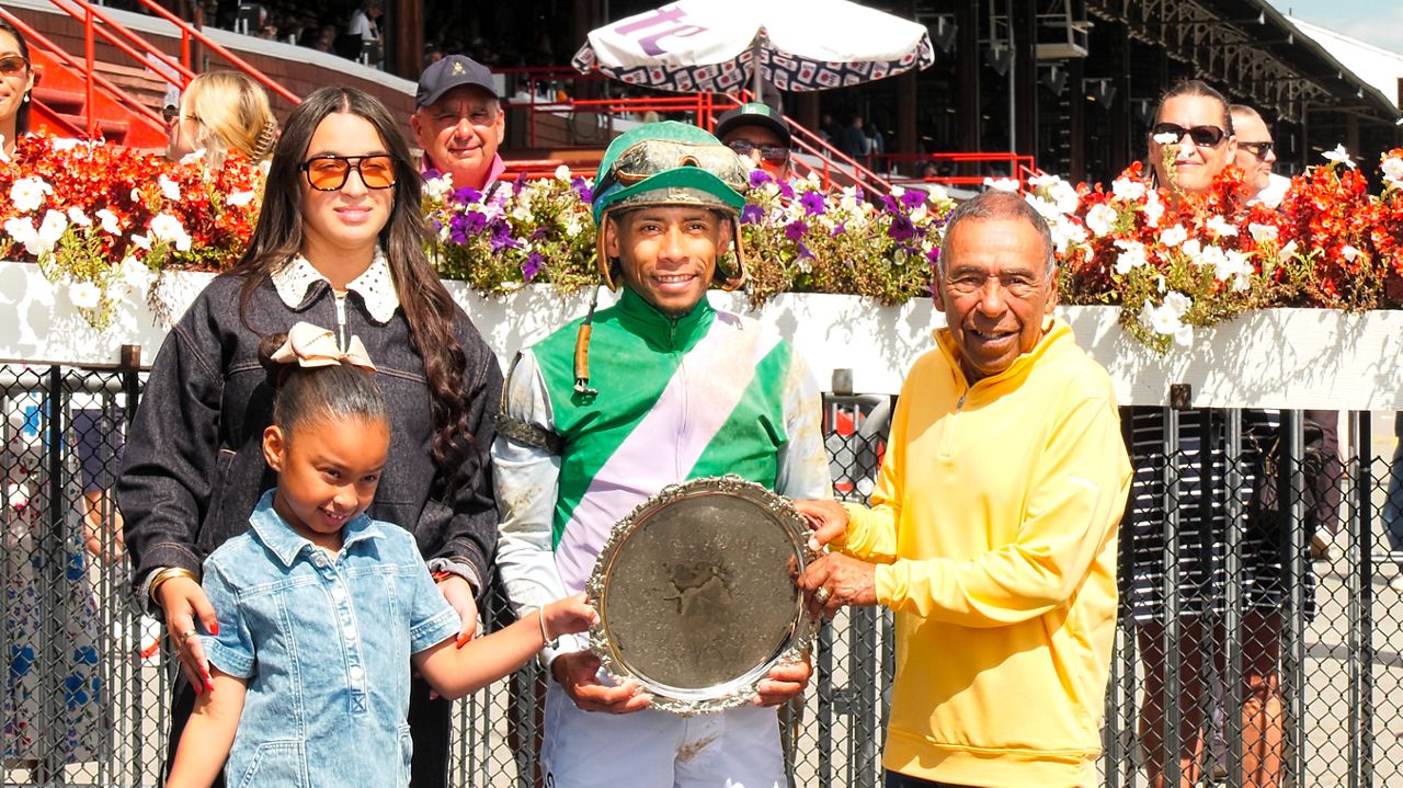 Franco wins jockey title, Brown claims training title for Saratoga