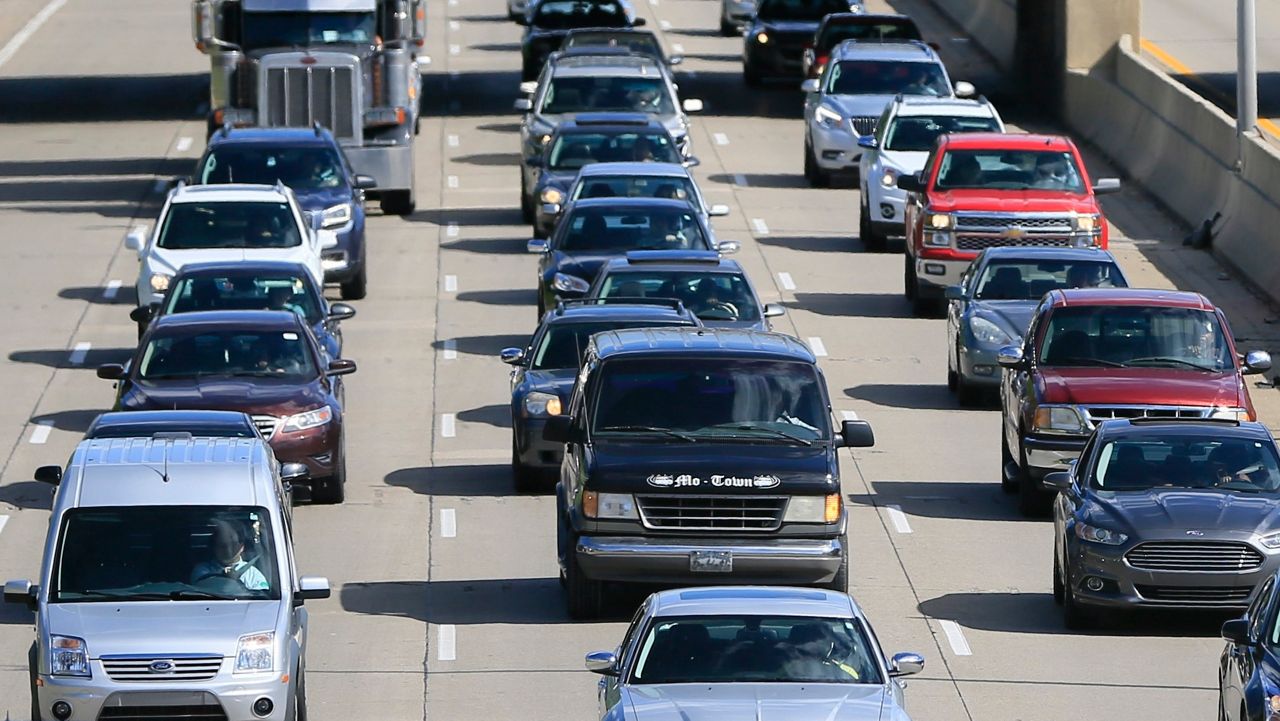Car insurance costs drop for many Florida drivers this year